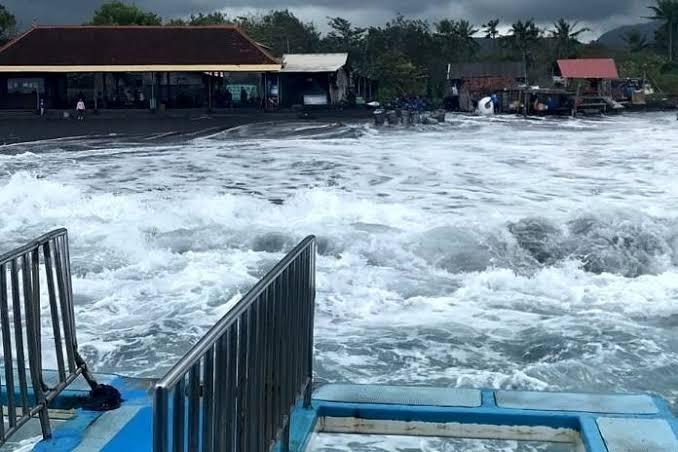 Peringatan Dini Pasang Maksimum di Wilayah Lampung 23-28 November 2022